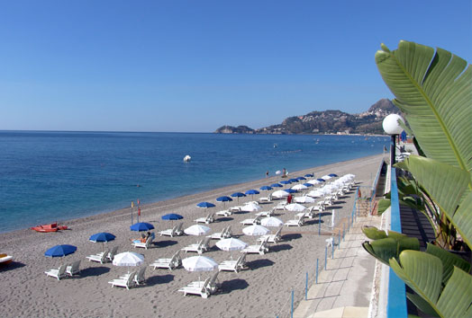 Strandhotel in Letojanni | Strand in Letojanni